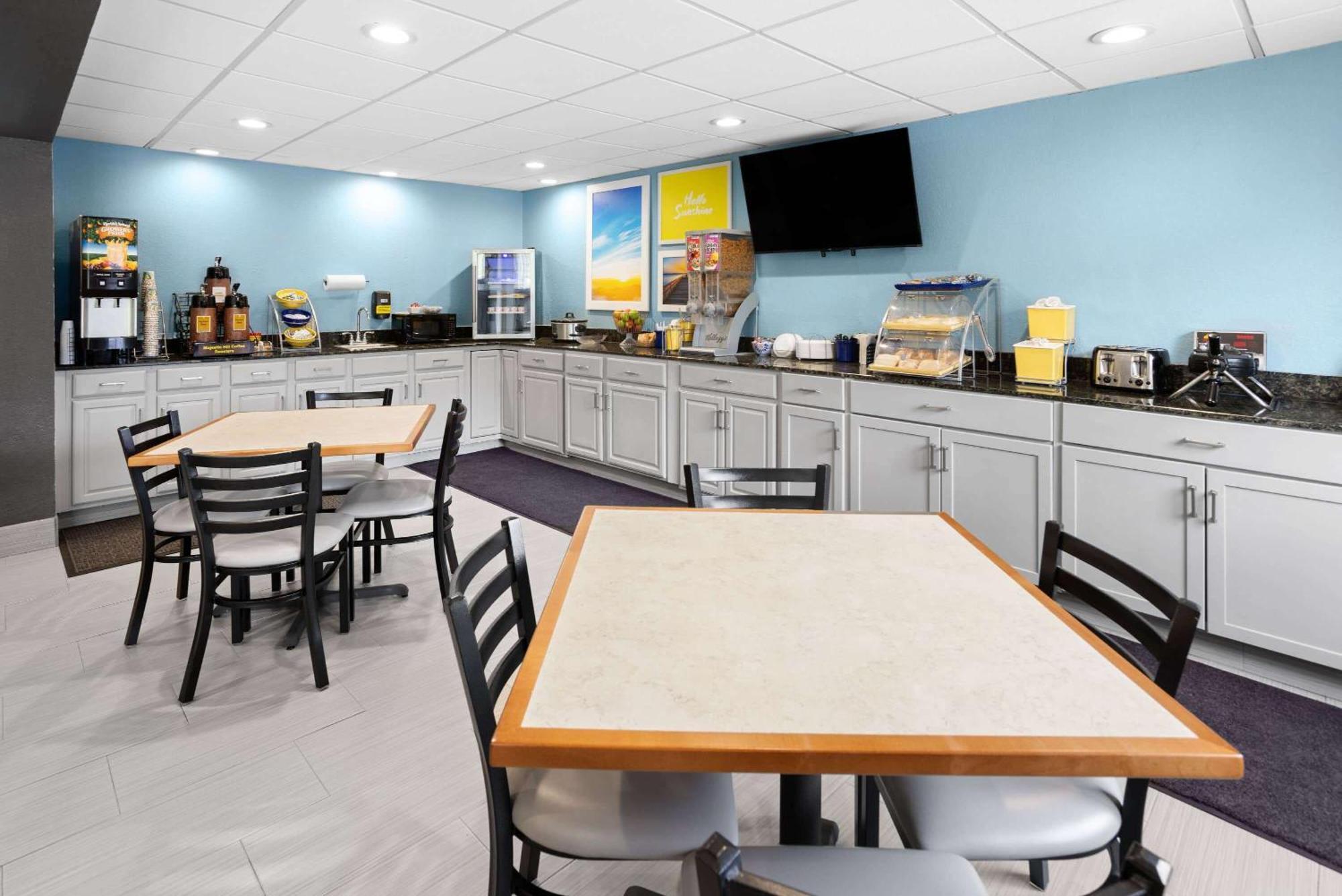 Days Inn By Wyndham Hornell Ny מראה חיצוני תמונה